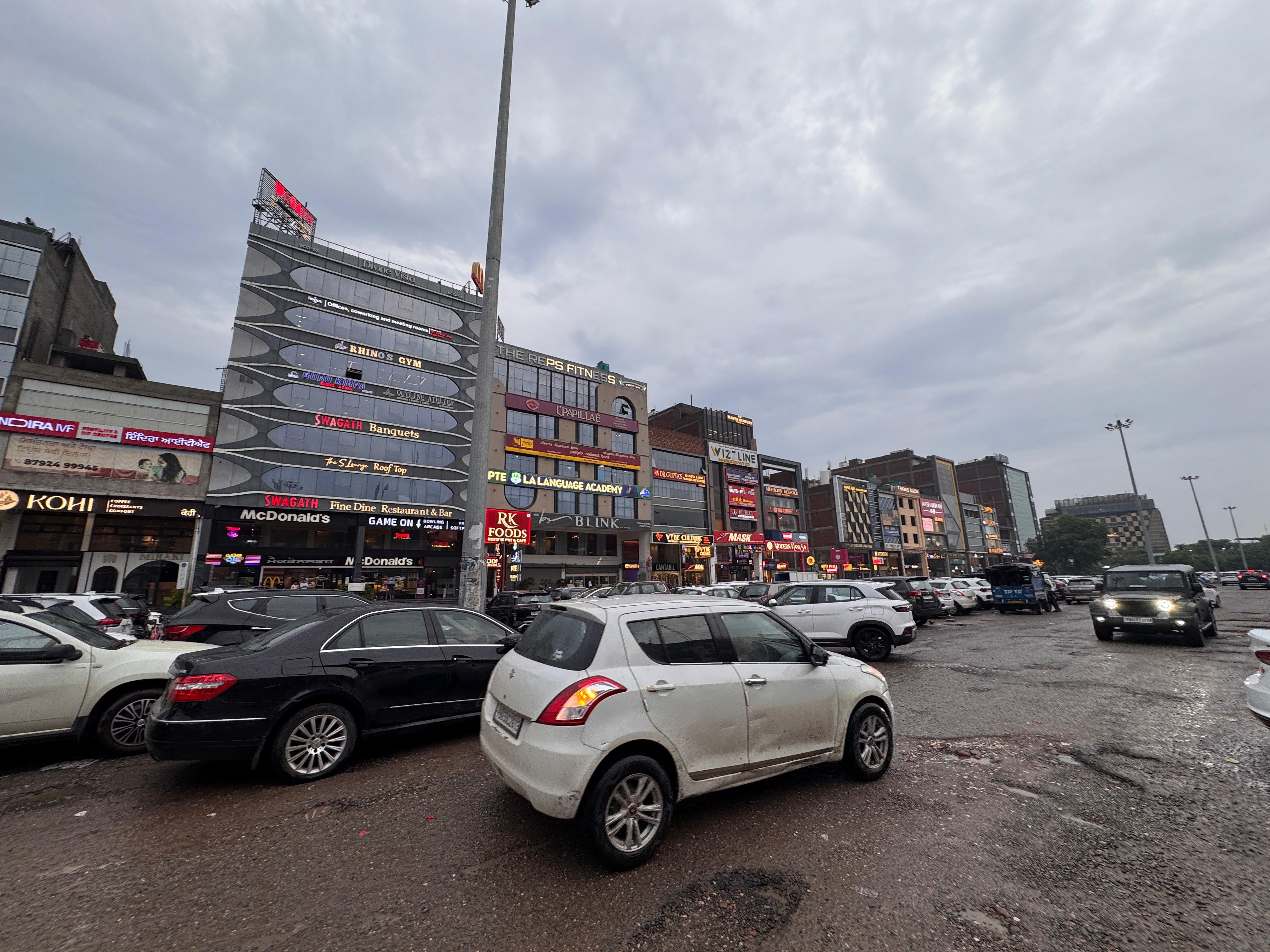 2 SCO adjacent each 121 gajj available in Ranjit Avenue D block Market